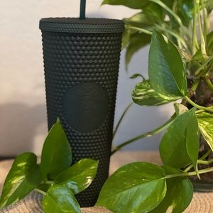 New Starbucks 2022 Matte Dark Green Studded Soft Touch Venti Tumbler Cup 24oz